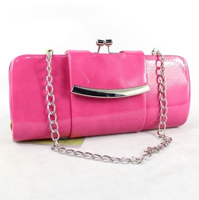 哈密瓜纹夹子晚宴包 以欧美经典设计与PU亮皮品质赢得市场